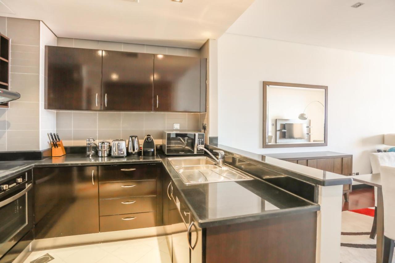 Signature Living Resort Apartments With Private Beach And Laguna Pool , Palm Jumeirah Dubai Buitenkant foto